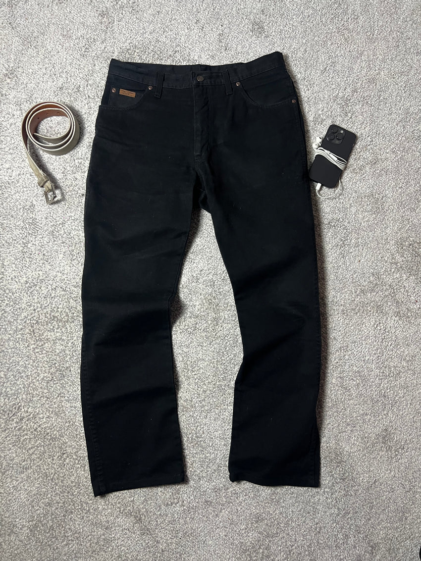 WRANGLER — BLACK DENIM JEANS