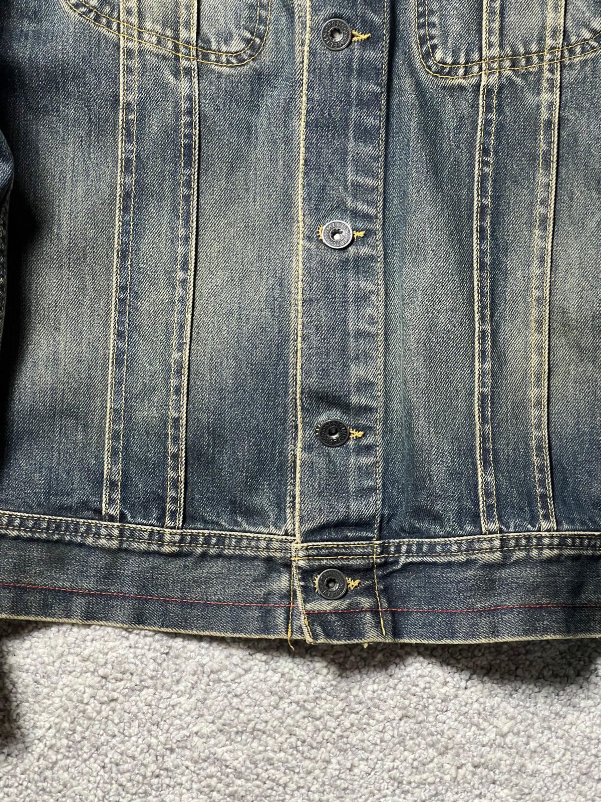 MELTING POINT — VINTAGE WASHED DENIM JACKET