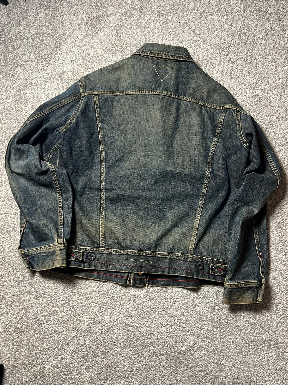 MELTING POINT — VINTAGE WASHED DENIM JACKET